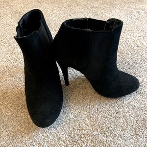 Steve Madden booties